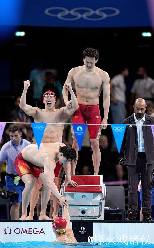 中国队获得世锦赛男子4x200米自由泳接力亚军 中国队获得世锦赛男子4x200米自由泳接力亚军